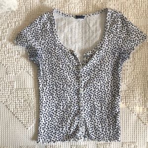 Brandy Melville floral Shirt